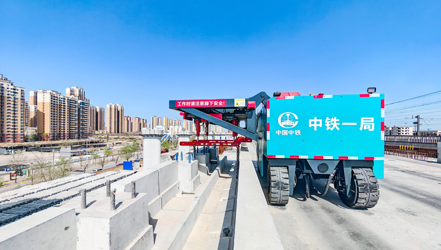 预制系智能安装台车