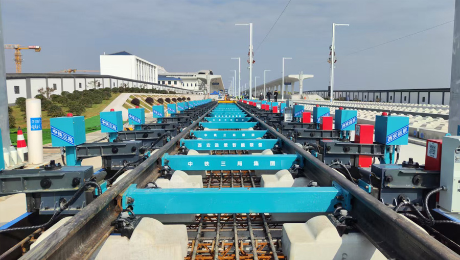 智能型动力轨排系统